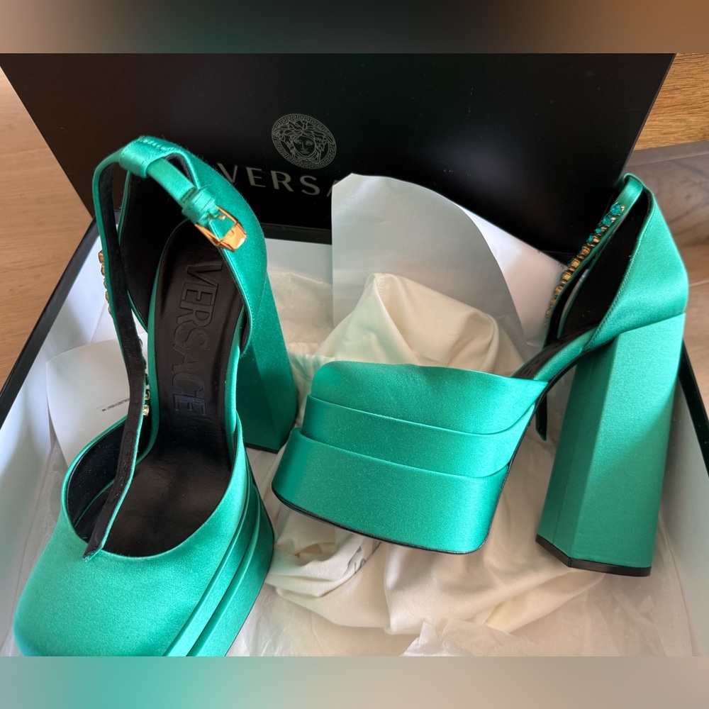Turquoise Versace D’Orsay Pumps
